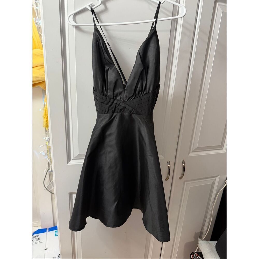 NWT Maniju Black A Line Cocktail Dress Size Large New